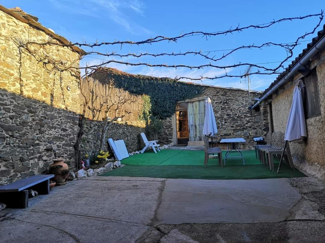 Casa Abuela ★★★ Konuk evi Grisuela Dış mekan fotoğraf