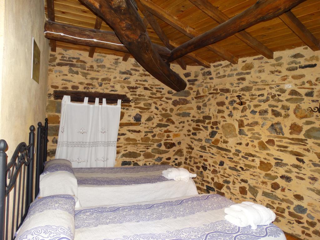 Casa Abuela ★★★ Konuk evi Grisuela Dış mekan fotoğraf