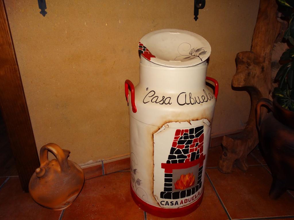 Casa Abuela ★★★ Konuk evi Grisuela Dış mekan fotoğraf