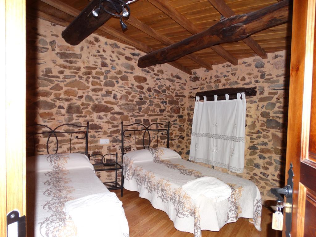 Casa Abuela ★★★ Konuk evi Grisuela Dış mekan fotoğraf